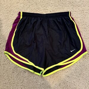 Nike Women’s Dri-Fit Tempo Running Shorts